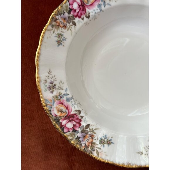 Queen Anne Summer Rose Soup Bowl 9 1/4” - Picture 6 of 8